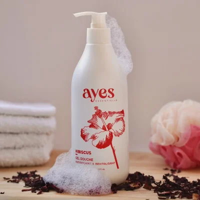 Gel douche à la fleur d’hibiscus AYES Essentielle – soin naturel hydratant et antioxydant pour une peau douce et éclatante.